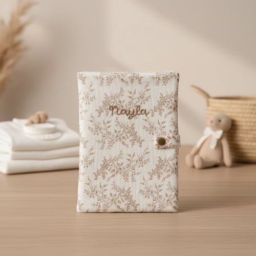 Protège Carnet de Santé Petit Bois